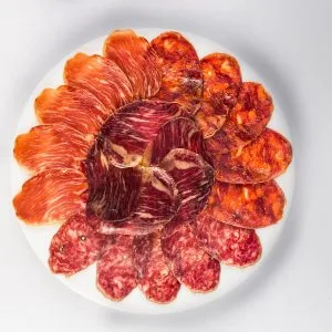 Pack de Embutidos Cebo de Campo Ibérico 50% Raza Ibérica, loncheados 100 gramos el sobre