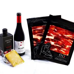 Jamón de Cebo de Campo Ibérico 50% Raza Ibérica (200 gramos), Cuña de Queso Puro de Oveja, Botella AOVE y Botella de Vino Encanto Roble